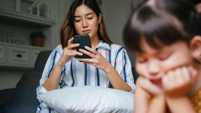 滑手机│3C│手机成瘾